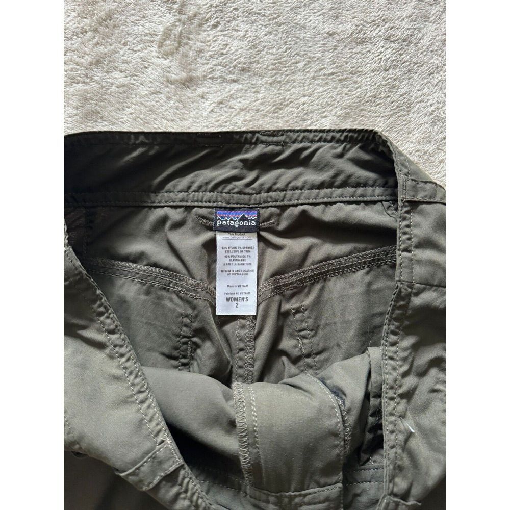 Patagonia Women's Green Water Cargo Shorts Pockets Outdoor Hiking Bermuda Sz 2 - Picture 5 of 12